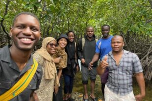 Rajan Hoyle Researchers from the State University of Zanzibar and MIT students Mel Isidor (third from left) and Rajan Hoyle (far left) enjoy a field visit to Uzi Island, Zanzibar, to learn about seaweed farming.